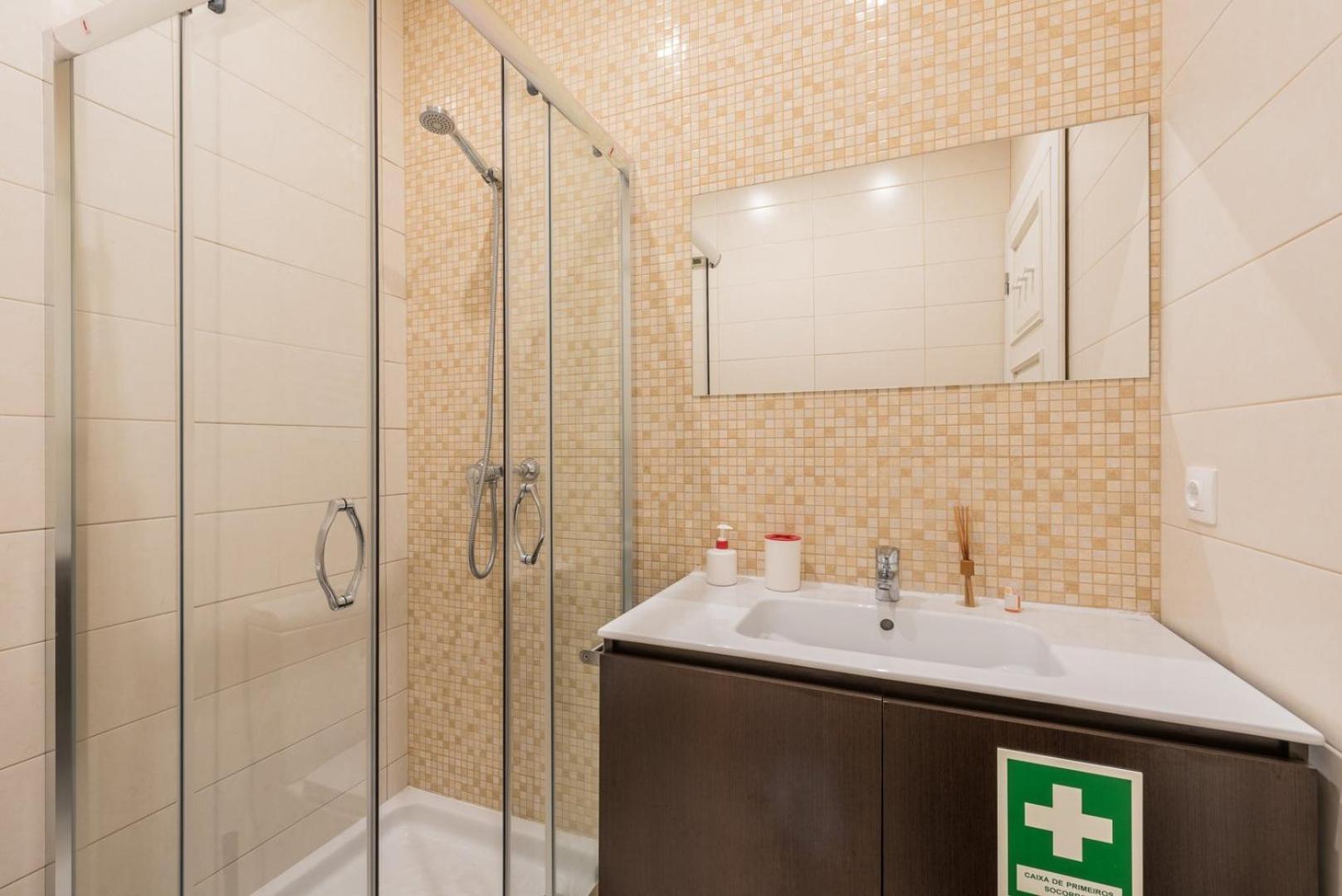 Guestready - Spacious Modern Stay In Porto Vila Nova de Gaia Exterior foto