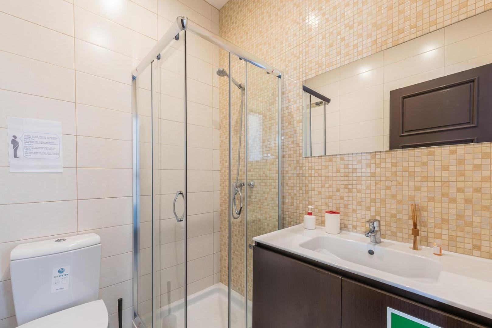 Guestready - Spacious Modern Stay In Porto Vila Nova de Gaia Exterior foto